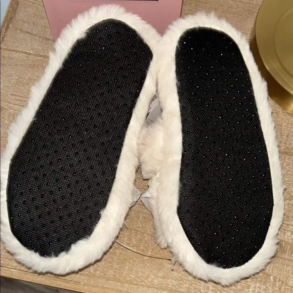Girls Cream Plush Slippers with Gold and Pearl Detail